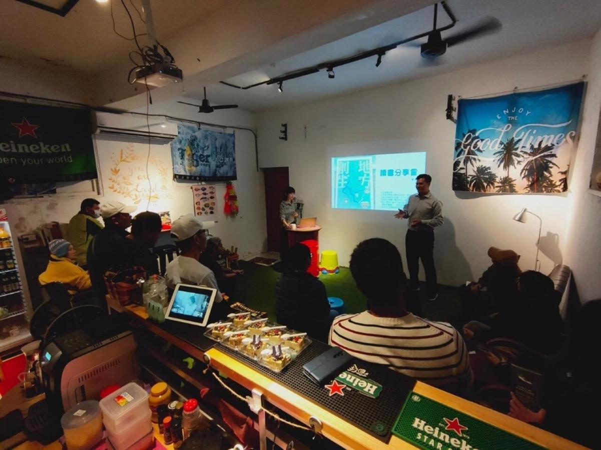 Appartamento 小心沙發背包客棧 Chenggong Esterno foto